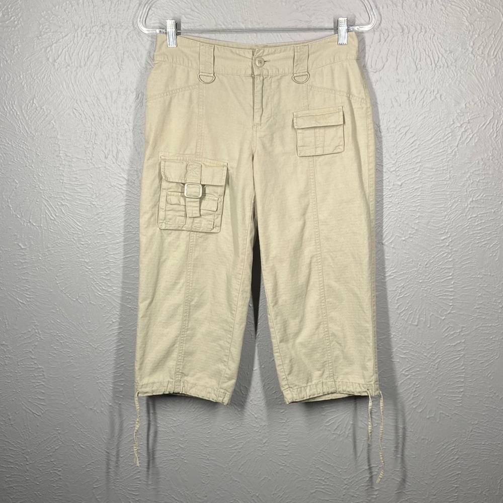 Cato Light Tan Cargo Capri 100% Cotton Pants Women's Size 6